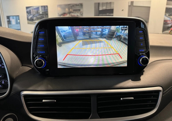 Hyundai Tucson cena 92900 przebieg: 139900, rok produkcji 2018 z Bieruń małe 436
